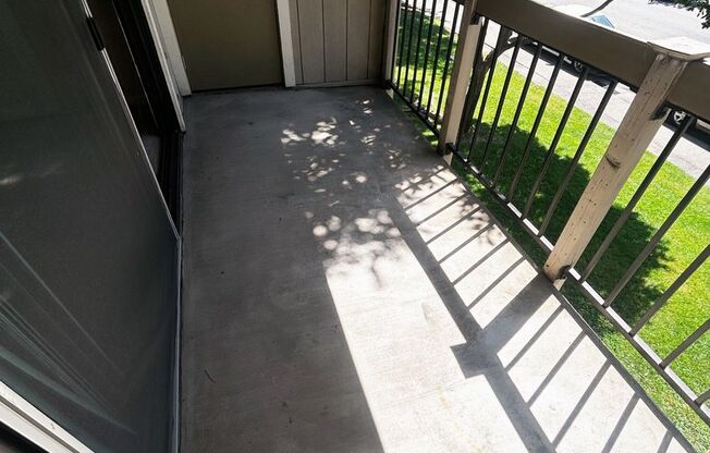 2 beds, 1 bath, 861 sqft, $1,695, Unit 140