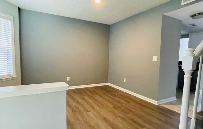 Apartment living close to the Beach!!!