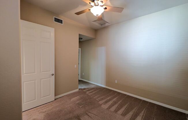 2 beds, 2 baths, $1,750, Unit Unit 2027