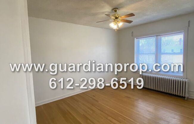 54 Chatsworth St S