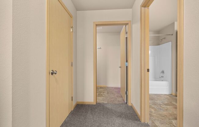 2 beds, 2 baths, 1,210 sqft, $1,425, Unit 3241-I