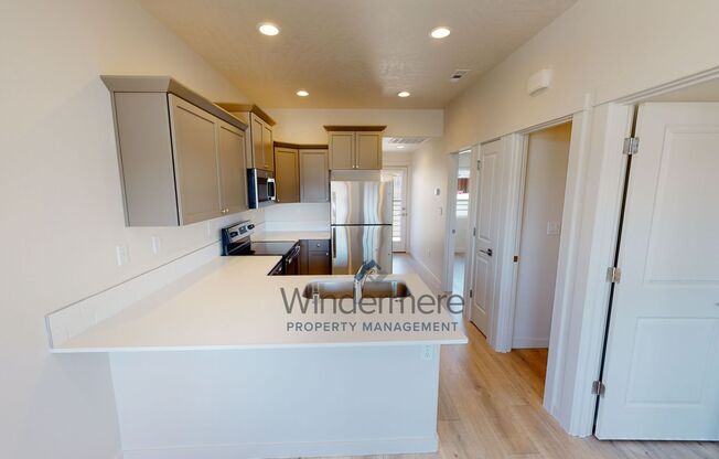 2 beds, 1 bath, 600 sqft, $1,495, Unit 310 Cowden