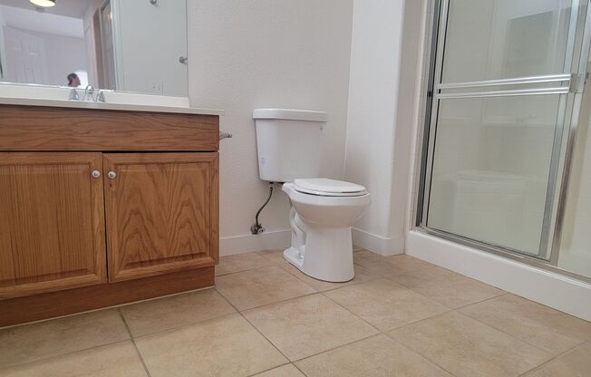2 beds, 2 baths, $1,400