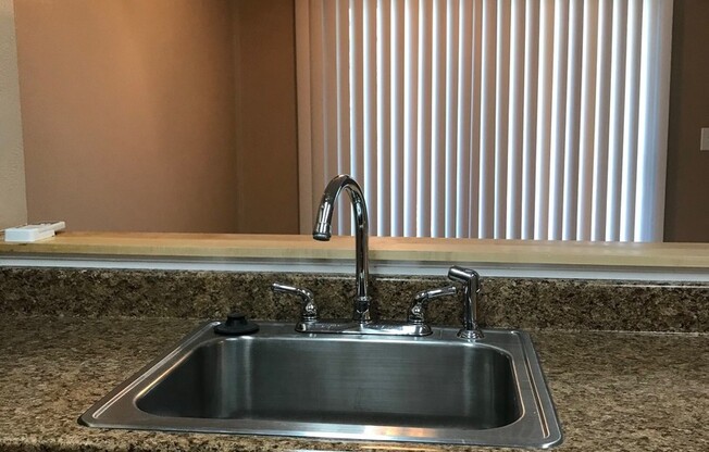 1 bed, 1 bath, 600 sqft, $1,595, Unit 1035-215
