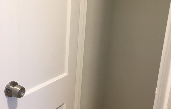 1 bed, 1 bath, 700 sqft, $1,750, Unit 203