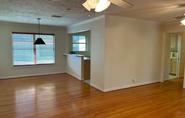 626 Bermuda - 3/Bed 2/Bath - $2095/month