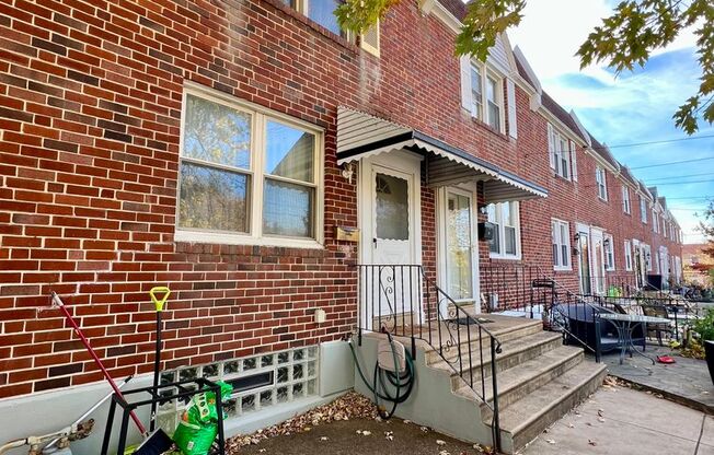 Gorgeous 3-Bedroom Townhome in Ambler! Available NOW! Last Month’s Rent WAIVED up front for qualified applicants!