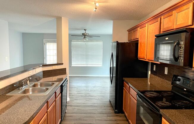 Welcome to this stunning 2-bedroom, 1-bathroom corner townhome located in the vibrant city of Atlanta, GA.