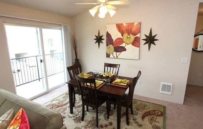 2 beds, 2 baths, 1,077 sqft, $1,650, Unit 9315