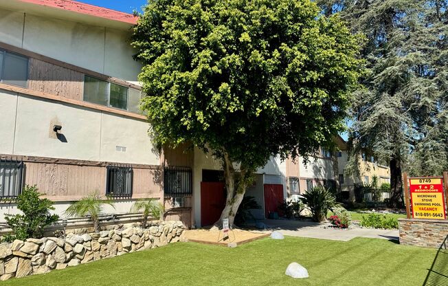 686   Tobias Apartments