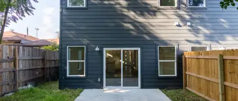 1618 DAKOTA ST