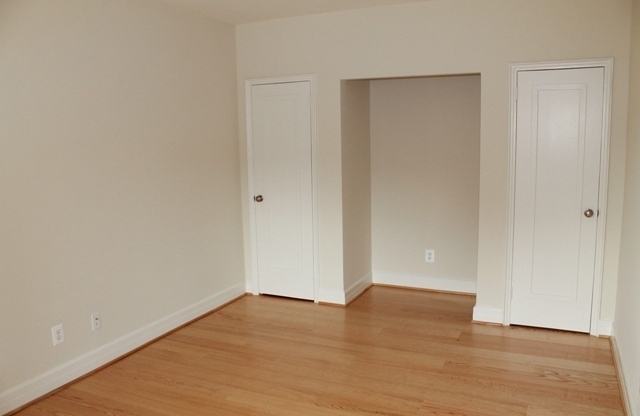 1 bed, 1 bath, 700 sqft, $2,500, Unit 600
