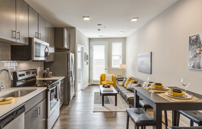 1 bed, 1 bath, 500 sqft, $1,450, Unit 408