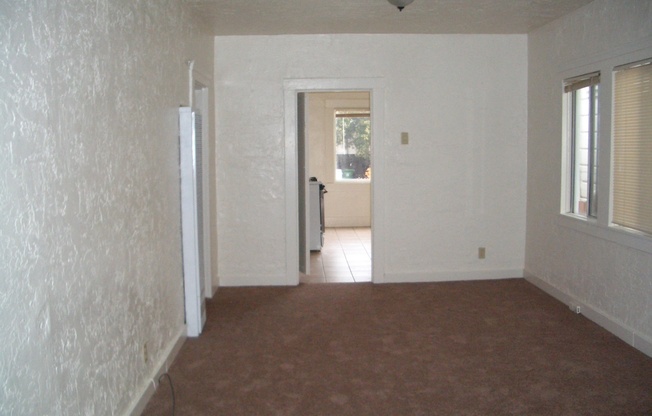Welcome to our beautiful house on 96th Ave, Oakland CA. - Updated pictures coming soon.