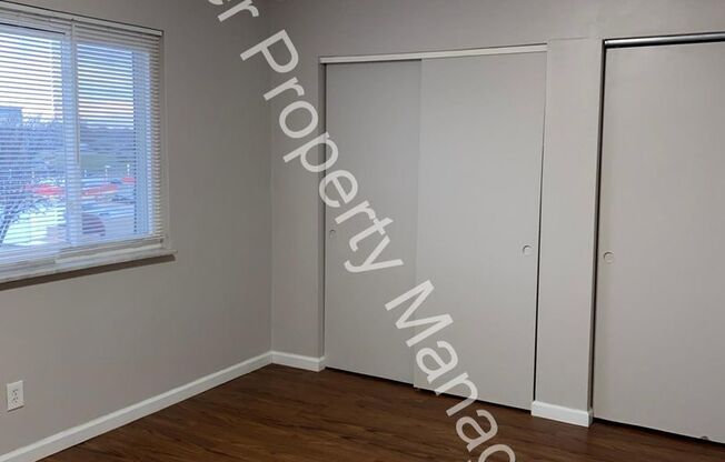 1 bed, 1 bath, $850, Unit 2140 Hampton Ave #201