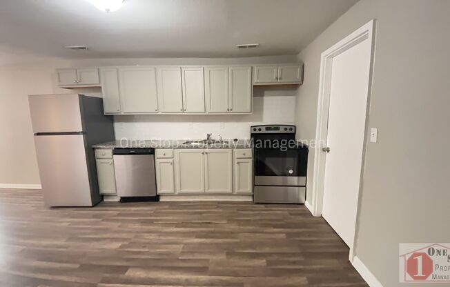 2 Bedroom 1 Bathroom home in Kansas City!