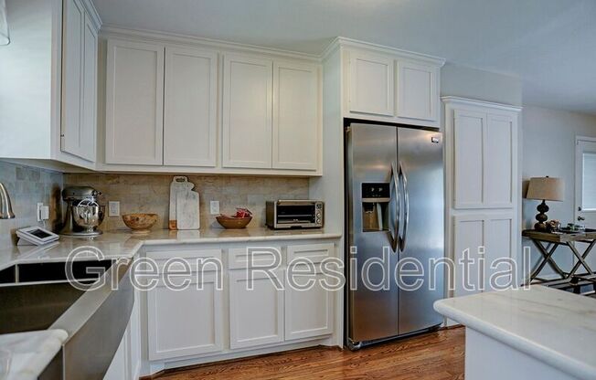 10050 HADDINGTON DR