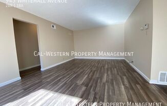 943 WHITEHALL AVE