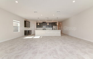 4 beds, 2.5 baths, 3,200 sqft, $3,300