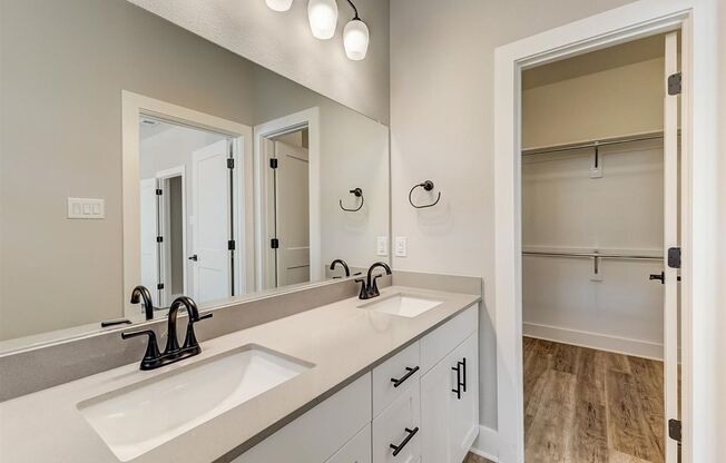 2 beds, 2.5 baths, 1,148 sqft, $1,850, Unit 4500 Colosseum Way