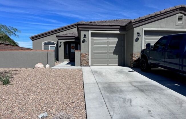 3BR Laughlin Ranch gated , 3car BOAT DEEP garage, fenced yard