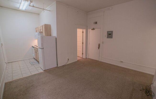 2 beds, 1 bath, 535 sqft, $695, Unit 210