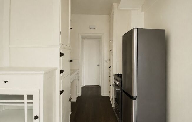 1 bed, 1 bath, 780 sqft, $1,933.85, Unit Unit 307