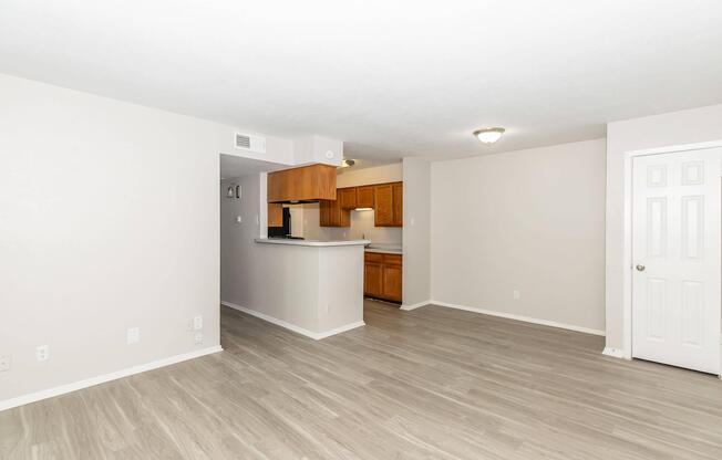 1 bed, 1 bath, 609 sqft, $799