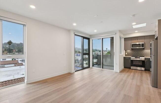 1 bed, 1 bath, 587 sqft, $2,520, Unit 508