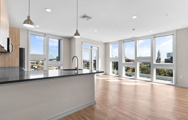 2 beds, 1 bath, 913 sqft, $3,650, Unit 315