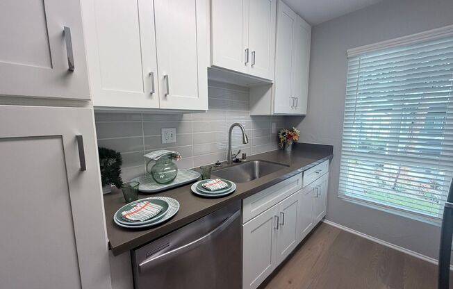 2 beds, 2 baths, 950 sqft, $3,190, Unit P228