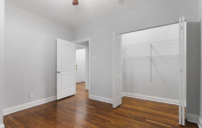 2 beds, 1 bath, 569 sqft, $2,250, Unit 6112-2W