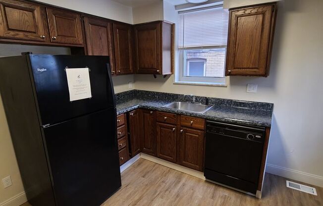 3 beds, 1 bath, $2,250, Unit #1