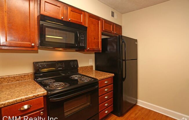 1004 Old Manor Road