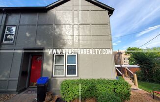 1011 W 48th St