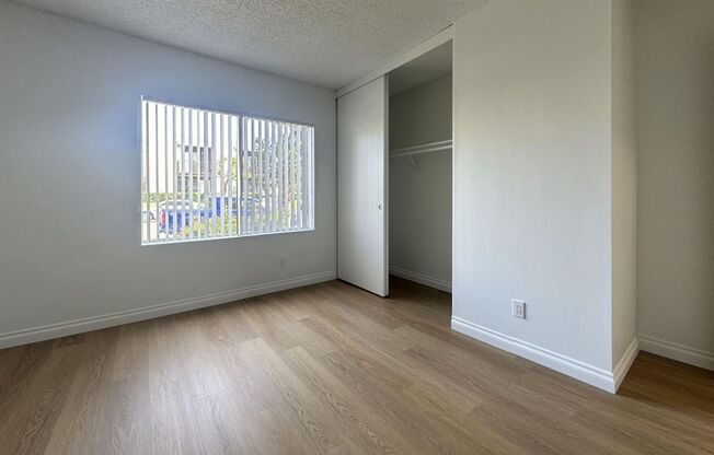 2 beds, 1 bath, 900 sqft, $2,145, Unit 158