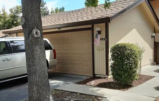 Big Bright 3-bedroom 2.5 bath Townhouse in Walnut Creek