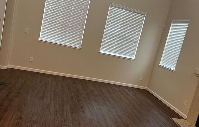 3126 Ogden Lane