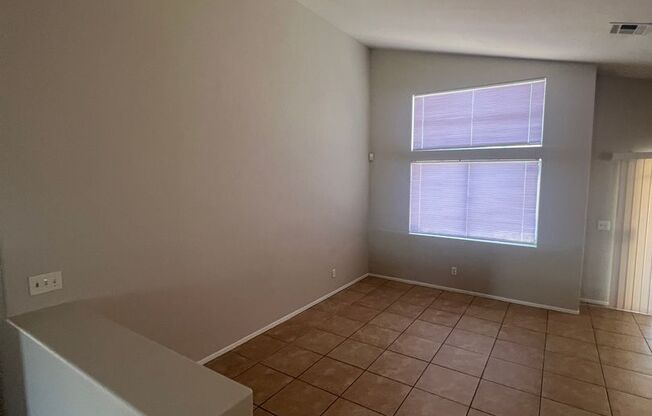 Single Story Home. Rent Ready!