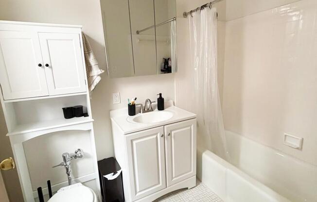 1 bed, 1 bath, $3,495, Unit 4-A