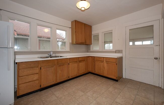 Beautiful 4 Bedroom Home Located on North Beacon Hill!