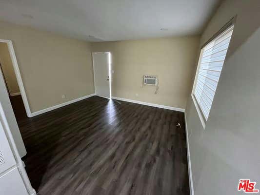 2 beds, 1 bath, 700 sqft, $2,100, Unit 1