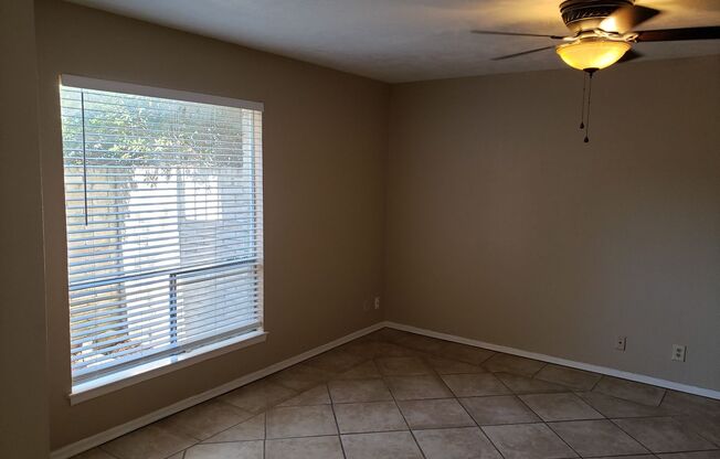 2 beds, 1.5 baths, $1,300