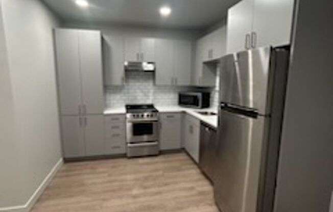 1 bed, 1 bath, 490 sqft, $1,295