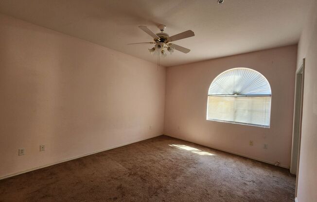 2 beds, 2 baths, $1,450, Unit # 1612