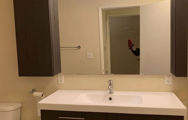 1013 Ocean Park LLC Trust