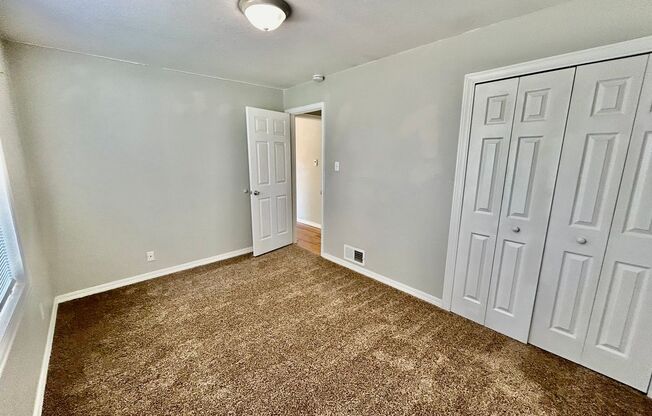 1509-1515 E. Caramillo St.