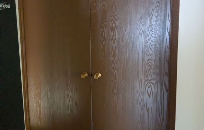 2 beds, 1.5 baths, 1,000 sqft, $1,451, Unit 8199-8199C