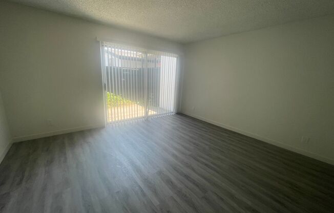 2729 S Baker