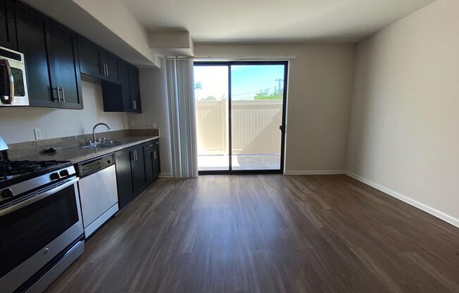 Studio, 1 bath, 601 sqft, $1,955, Unit 108